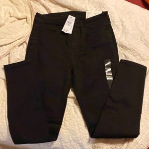 Woman’s American eagle hi rise urging